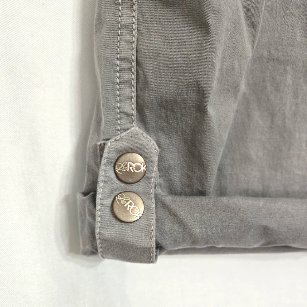 LaRoc Gray Summer Shorts  Roll up Cuffs. Size 4 - Picture 5 of 9